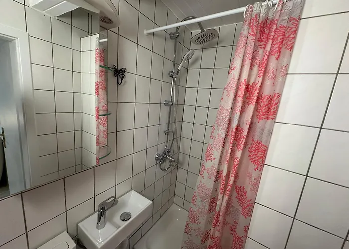 Monteurzimmer 1 - Little Afrika *